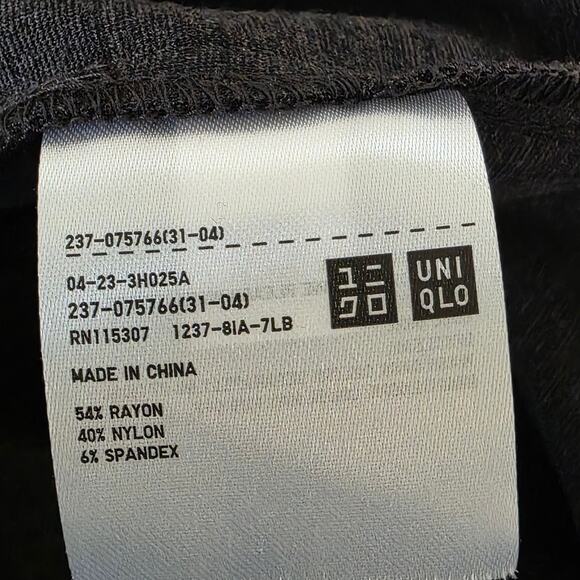 Uniqlo Black Sleeveless Shift Dress Womens Size M Gray Minimalist Rayon Blend - Picture 11 of 11